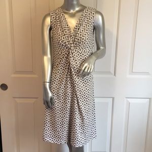 Eddie Bauer geometric twist front dress 👗